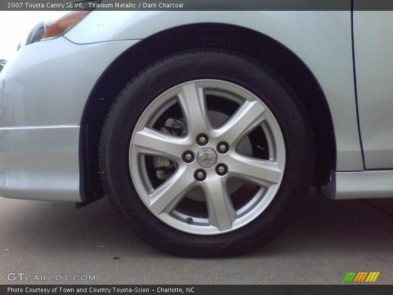 Titanium Metallic / Dark Charcoal 2007 Toyota Camry SE V6