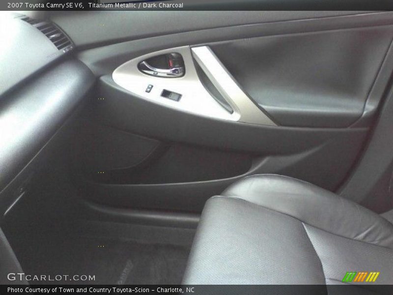 Titanium Metallic / Dark Charcoal 2007 Toyota Camry SE V6