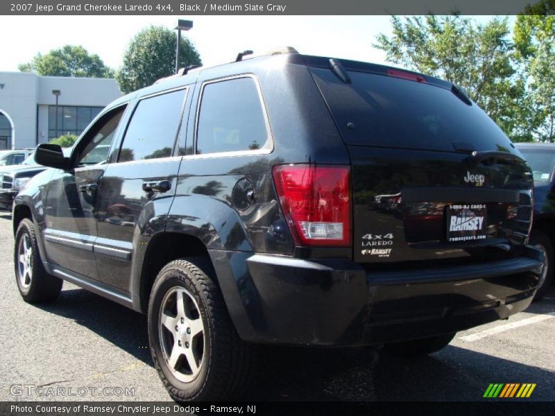 Black / Medium Slate Gray 2007 Jeep Grand Cherokee Laredo 4x4
