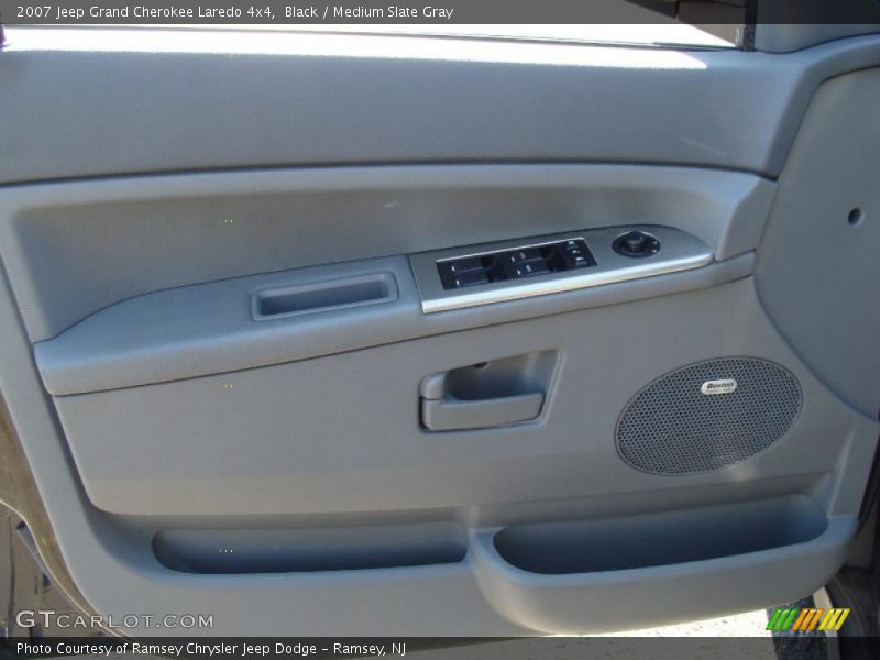 Black / Medium Slate Gray 2007 Jeep Grand Cherokee Laredo 4x4