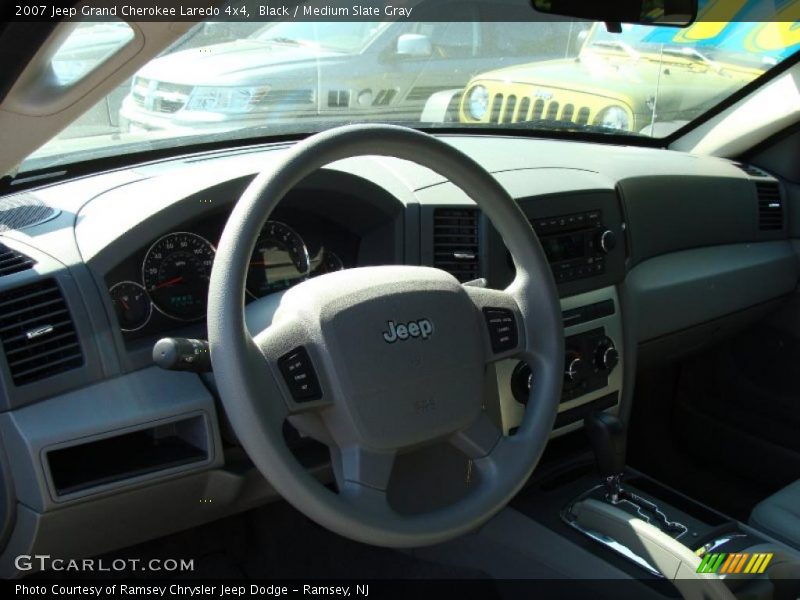 Black / Medium Slate Gray 2007 Jeep Grand Cherokee Laredo 4x4
