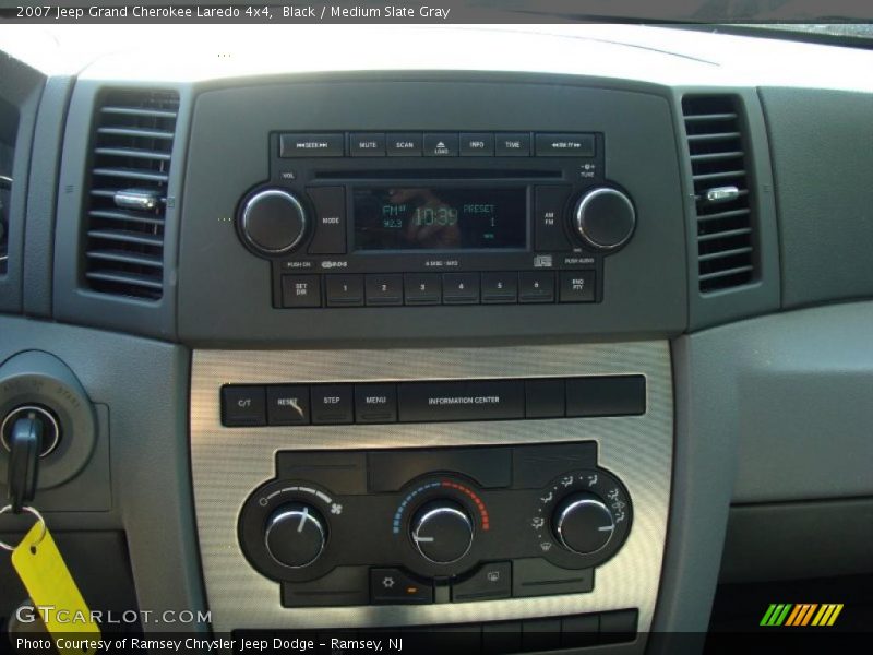 Black / Medium Slate Gray 2007 Jeep Grand Cherokee Laredo 4x4