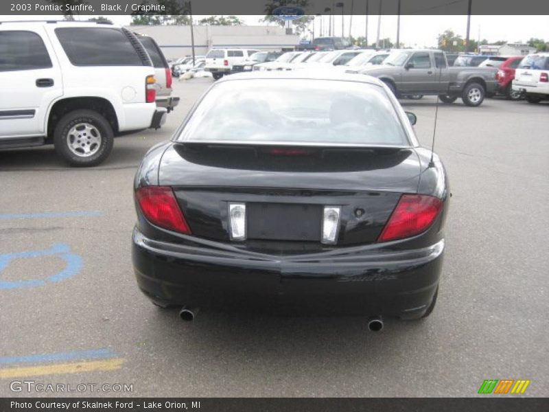 Black / Graphite 2003 Pontiac Sunfire