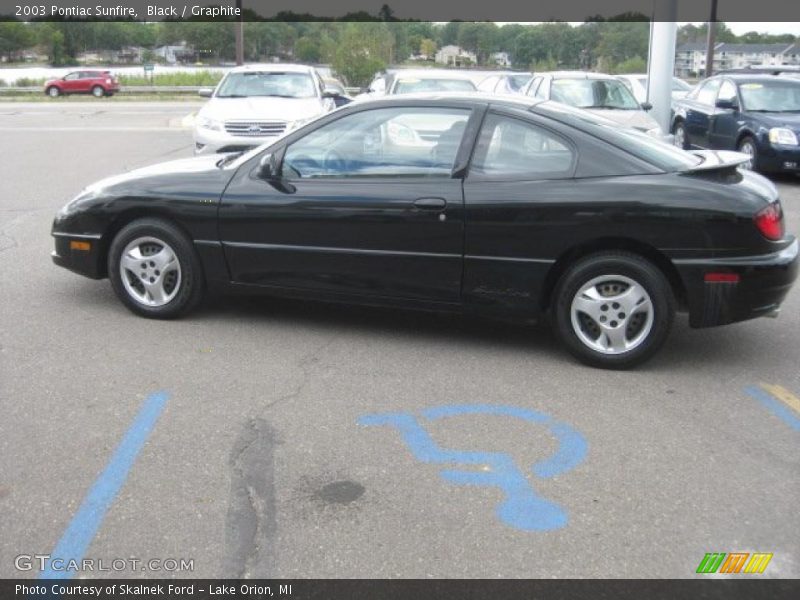 Black / Graphite 2003 Pontiac Sunfire