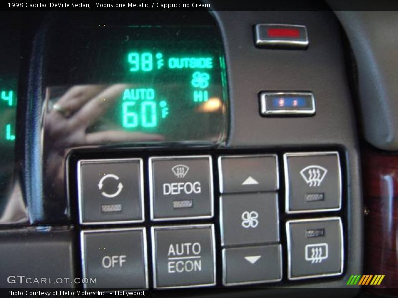 Moonstone Metallic / Cappuccino Cream 1998 Cadillac DeVille Sedan