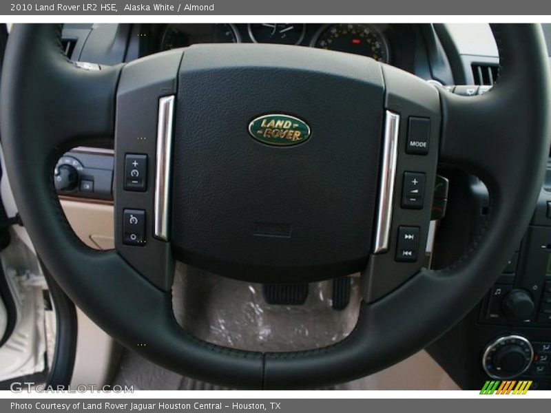 Alaska White / Almond 2010 Land Rover LR2 HSE