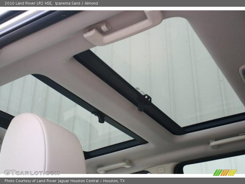 Ipanema Sand / Almond 2010 Land Rover LR2 HSE