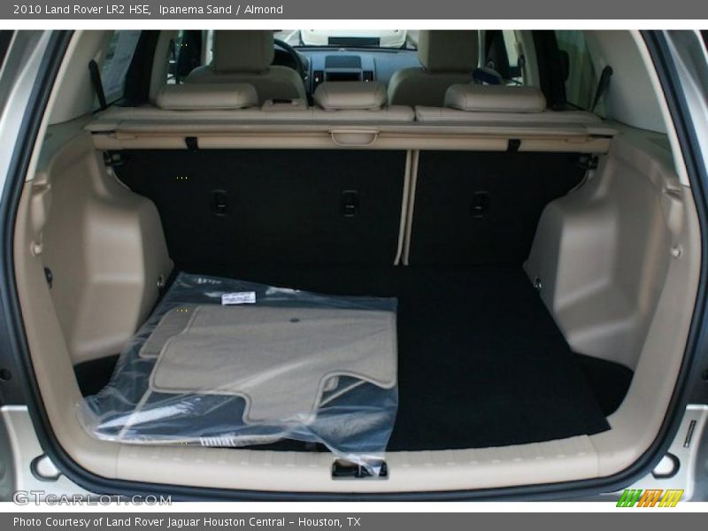 Ipanema Sand / Almond 2010 Land Rover LR2 HSE