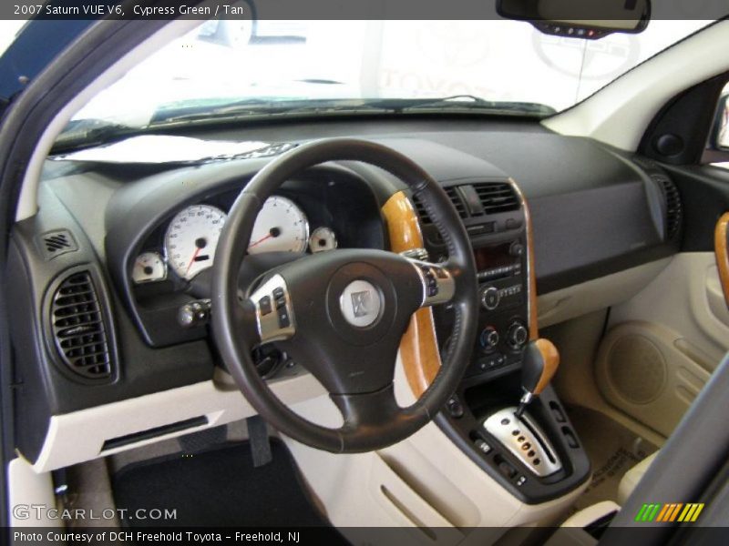 Cypress Green / Tan 2007 Saturn VUE V6