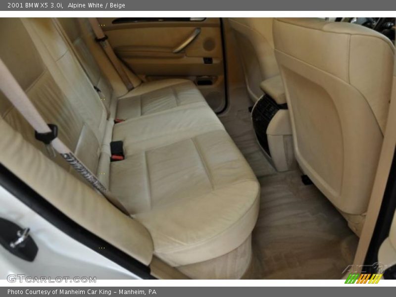 Alpine White / Beige 2001 BMW X5 3.0i