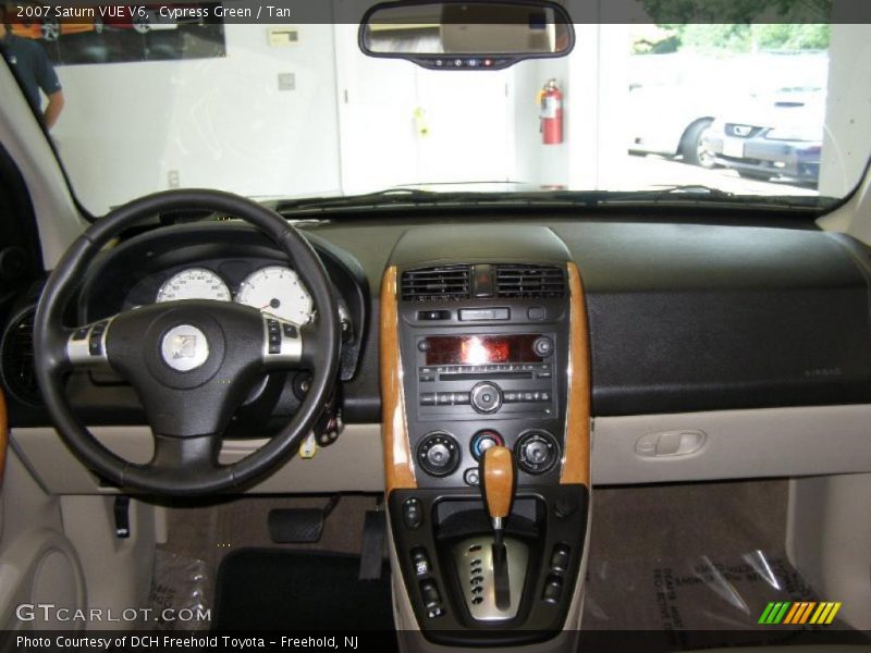 Cypress Green / Tan 2007 Saturn VUE V6
