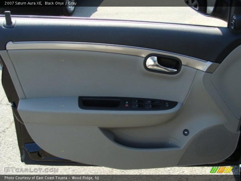 Black Onyx / Gray 2007 Saturn Aura XE