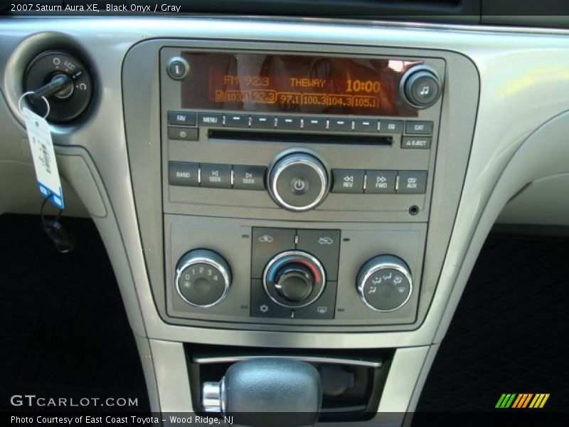 Black Onyx / Gray 2007 Saturn Aura XE