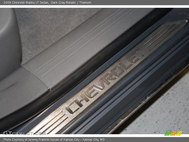 Dark Gray Metallic / Titanium 2009 Chevrolet Malibu LT Sedan