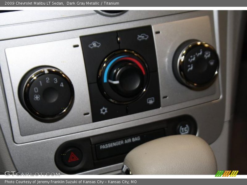 Dark Gray Metallic / Titanium 2009 Chevrolet Malibu LT Sedan