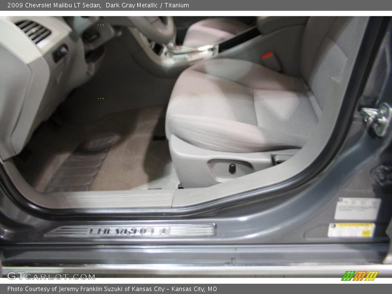 Dark Gray Metallic / Titanium 2009 Chevrolet Malibu LT Sedan