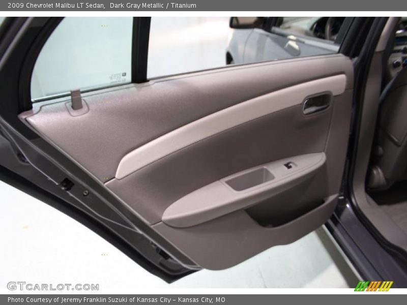 Dark Gray Metallic / Titanium 2009 Chevrolet Malibu LT Sedan