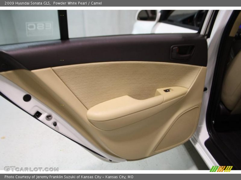 Powder White Pearl / Camel 2009 Hyundai Sonata GLS