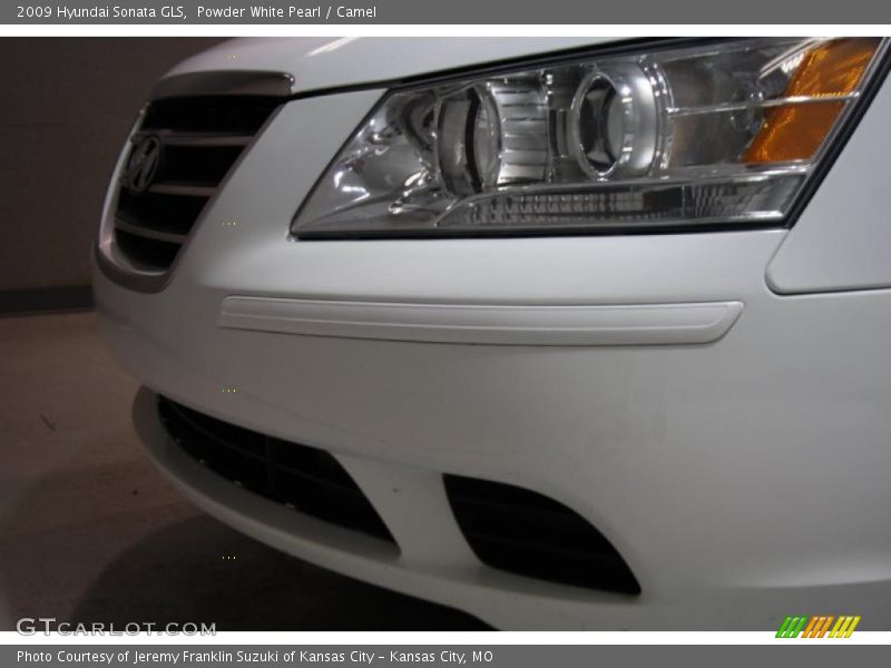 Powder White Pearl / Camel 2009 Hyundai Sonata GLS