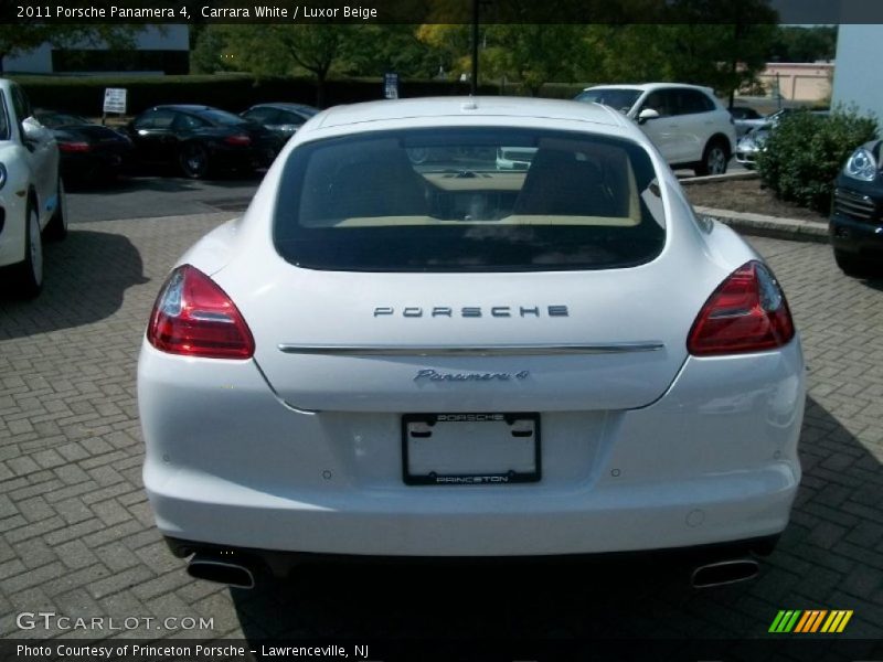 Carrara White / Luxor Beige 2011 Porsche Panamera 4