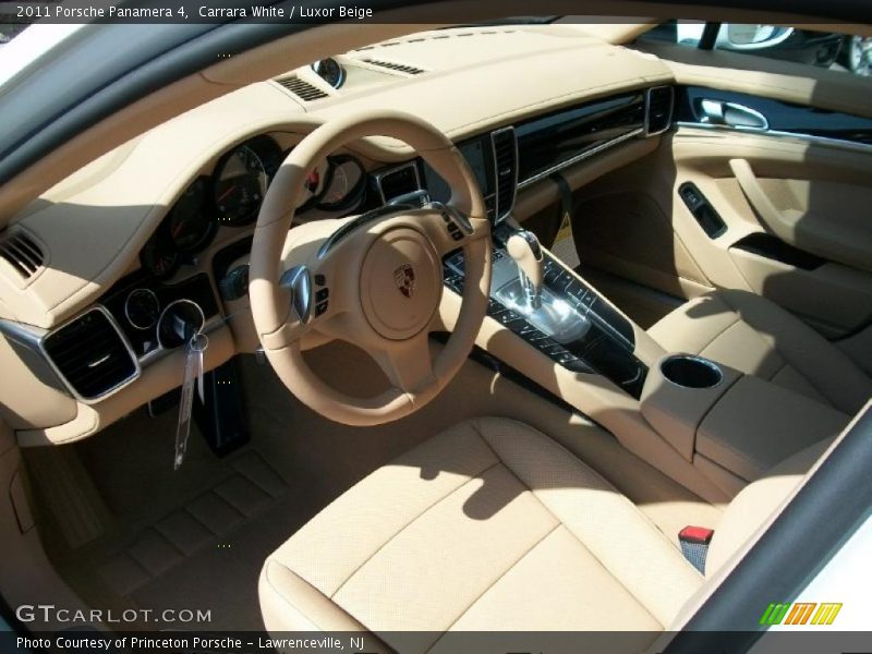 Carrara White / Luxor Beige 2011 Porsche Panamera 4