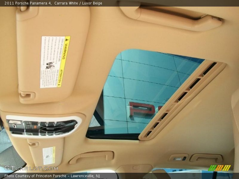 Carrara White / Luxor Beige 2011 Porsche Panamera 4