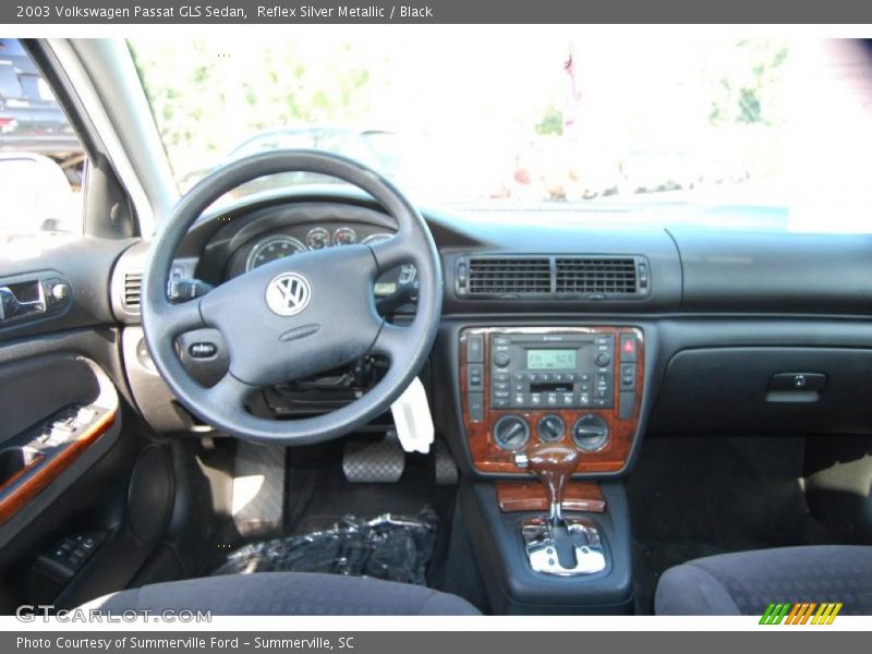 Reflex Silver Metallic / Black 2003 Volkswagen Passat GLS Sedan