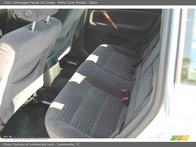 Reflex Silver Metallic / Black 2003 Volkswagen Passat GLS Sedan