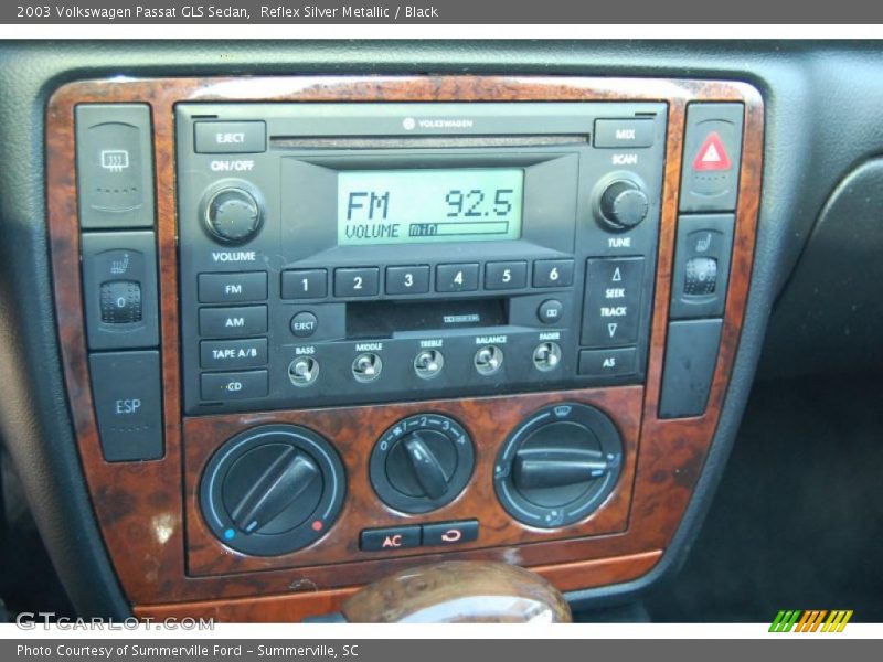 Reflex Silver Metallic / Black 2003 Volkswagen Passat GLS Sedan