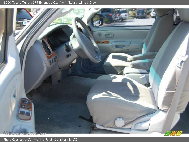Natural White / Gray 2000 Toyota Tundra SR5 Extended Cab 4x4
