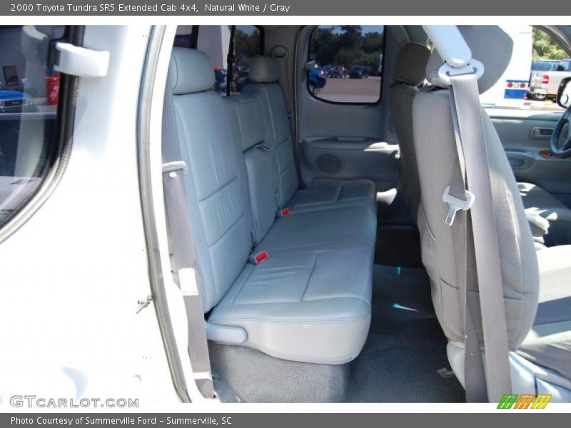 Natural White / Gray 2000 Toyota Tundra SR5 Extended Cab 4x4