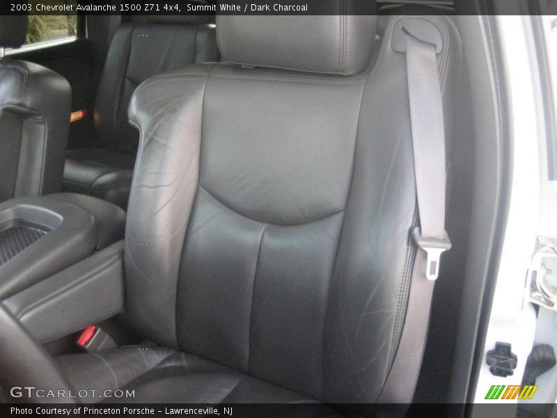 Summit White / Dark Charcoal 2003 Chevrolet Avalanche 1500 Z71 4x4