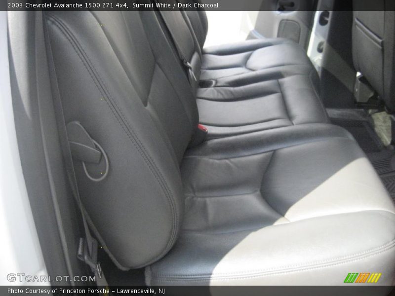 Summit White / Dark Charcoal 2003 Chevrolet Avalanche 1500 Z71 4x4