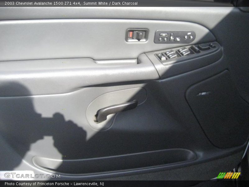 Summit White / Dark Charcoal 2003 Chevrolet Avalanche 1500 Z71 4x4