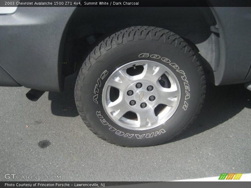 Summit White / Dark Charcoal 2003 Chevrolet Avalanche 1500 Z71 4x4