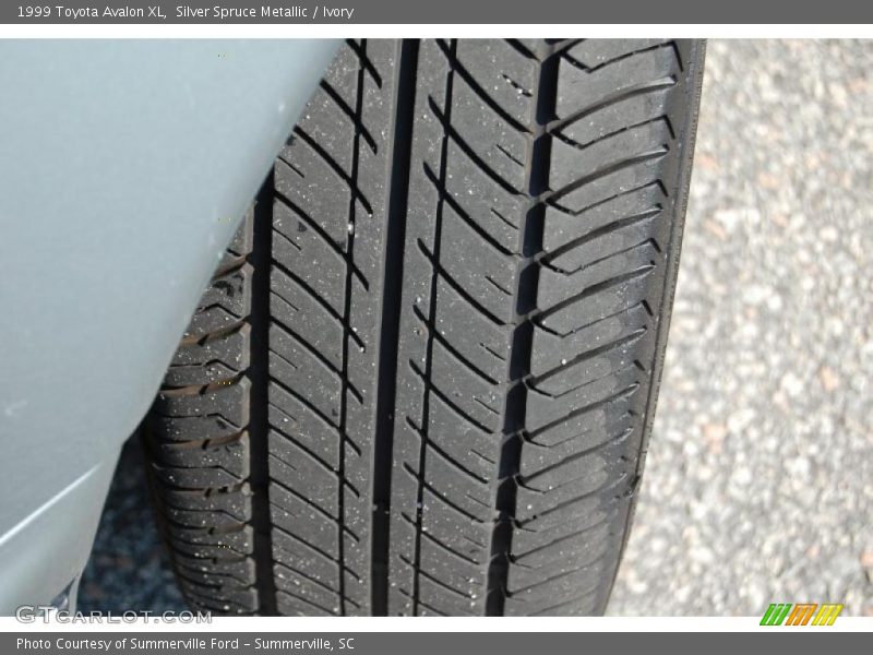 Silver Spruce Metallic / Ivory 1999 Toyota Avalon XL