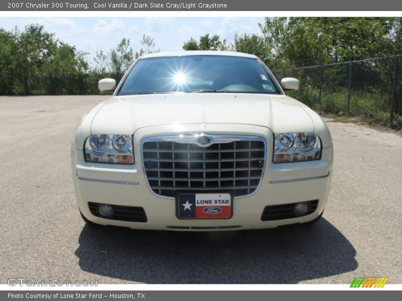 Cool Vanilla / Dark Slate Gray/Light Graystone 2007 Chrysler 300 Touring