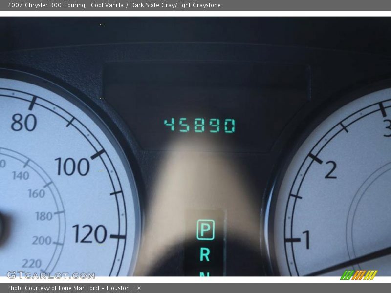 Cool Vanilla / Dark Slate Gray/Light Graystone 2007 Chrysler 300 Touring