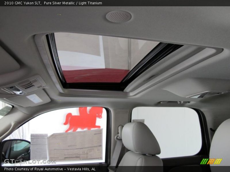 Pure Silver Metallic / Light Titanium 2010 GMC Yukon SLT