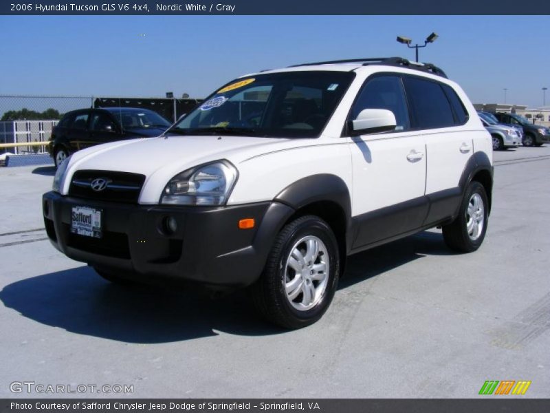 Nordic White / Gray 2006 Hyundai Tucson GLS V6 4x4