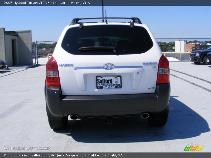 Nordic White / Gray 2006 Hyundai Tucson GLS V6 4x4
