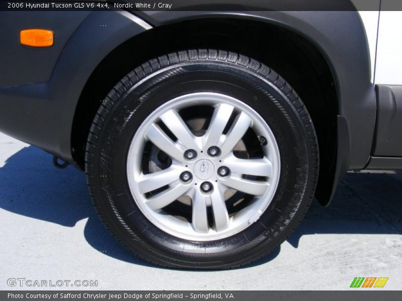 Nordic White / Gray 2006 Hyundai Tucson GLS V6 4x4