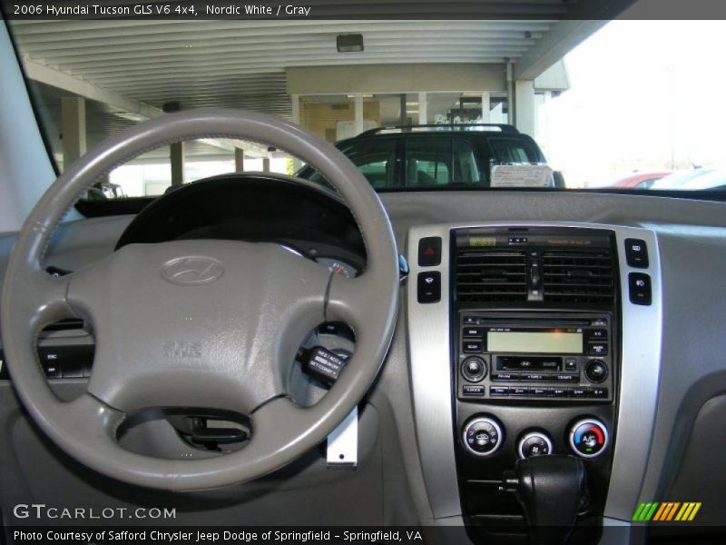 Nordic White / Gray 2006 Hyundai Tucson GLS V6 4x4