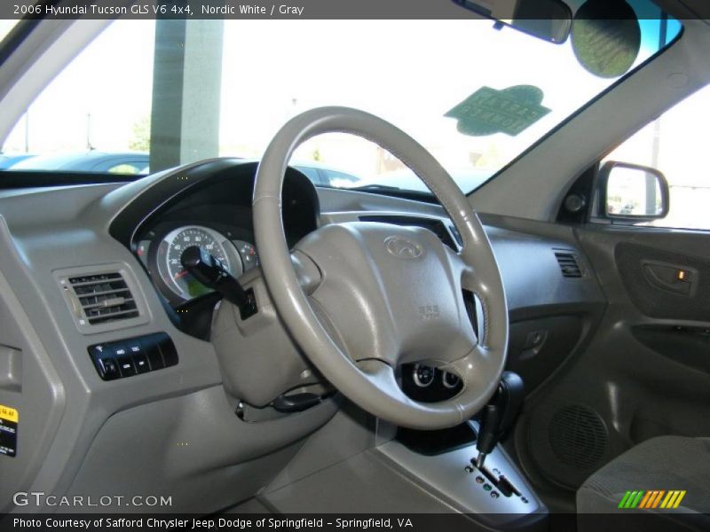 Nordic White / Gray 2006 Hyundai Tucson GLS V6 4x4