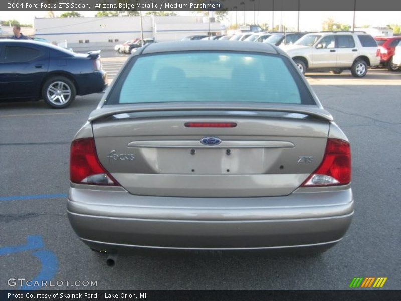 Arizona Beige Metallic / Medium Parchment 2004 Ford Focus ZTS Sedan