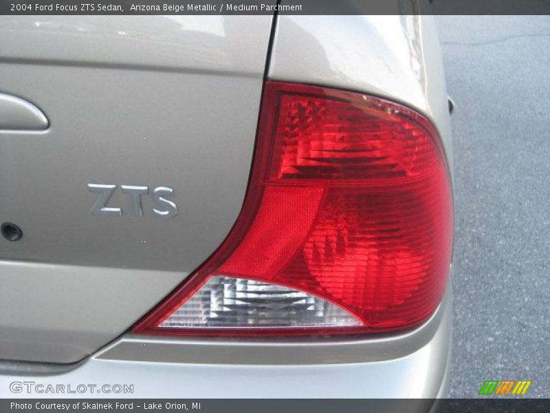 Arizona Beige Metallic / Medium Parchment 2004 Ford Focus ZTS Sedan
