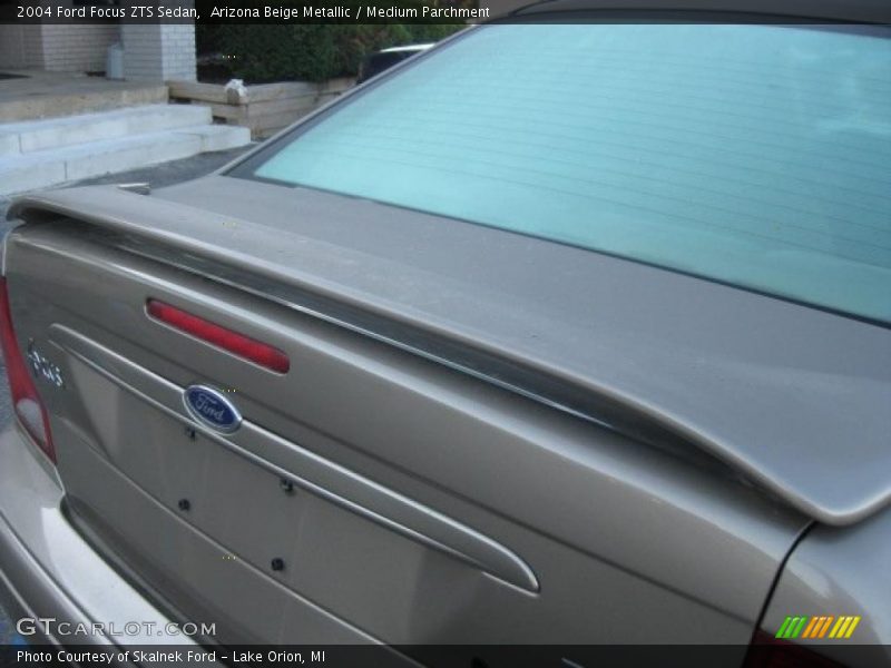Arizona Beige Metallic / Medium Parchment 2004 Ford Focus ZTS Sedan