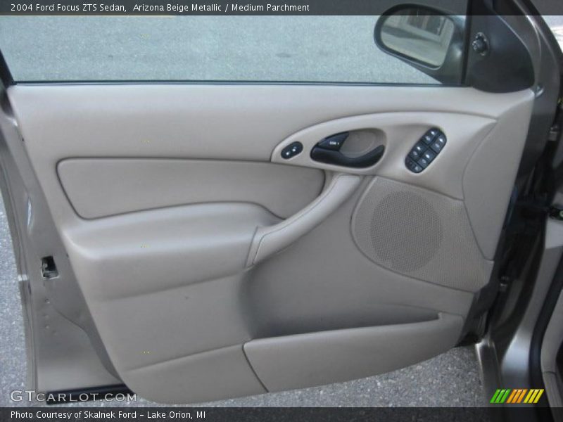 Arizona Beige Metallic / Medium Parchment 2004 Ford Focus ZTS Sedan