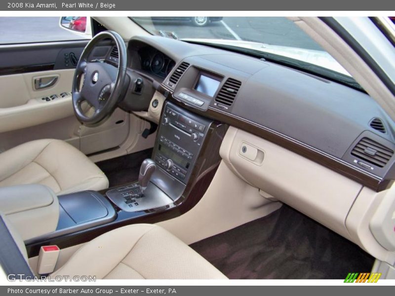 Pearl White / Beige 2008 Kia Amanti