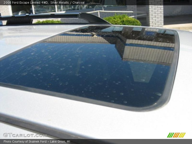 Silver Metallic / Charcoal 2008 Ford Escape Limited 4WD